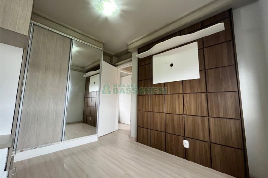 Apartamento com 50m², 2 dormitórios, 1 vaga, no bairro Bela Vista em Caxias do Sul para Alugar