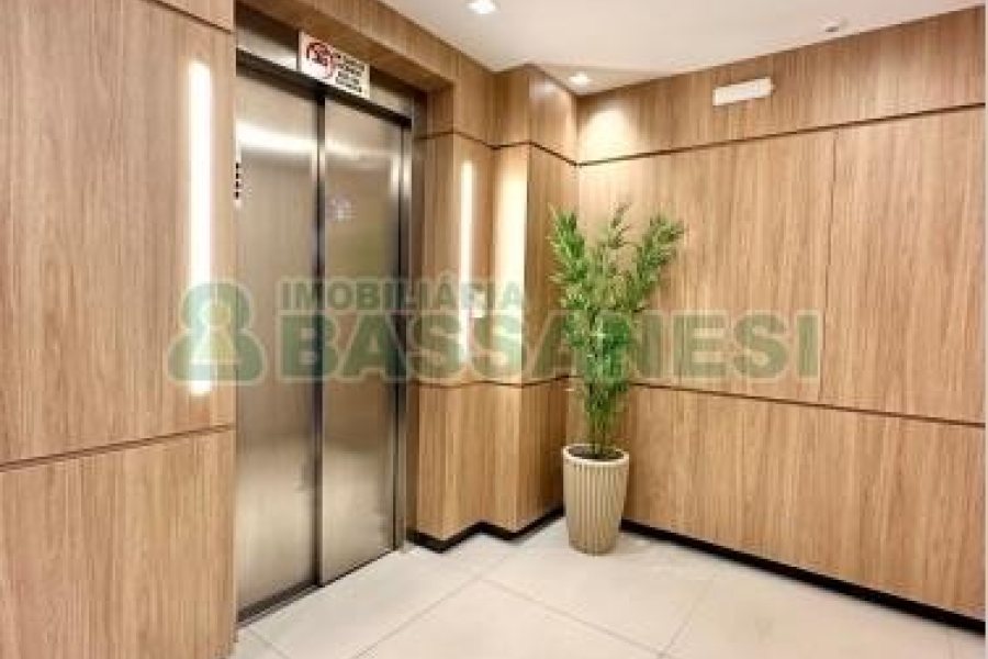 Apartamento com 108m², 3 dormitórios, 2 vagas, no bairro Panazzolo em Caxias do Sul para Comprar