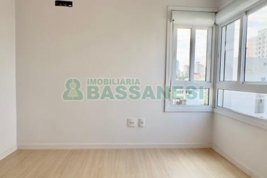 Apartamento com 108m², 3 dormitórios, 2 vagas, no bairro Panazzolo em Caxias do Sul para Comprar