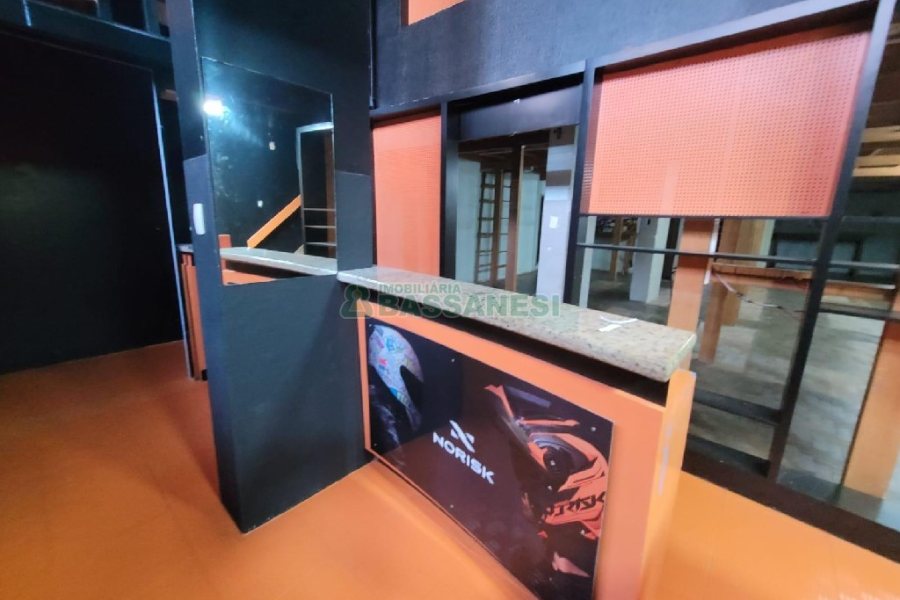 Loja com 290m², no bairro Centro em Caxias do Sul para Alugar