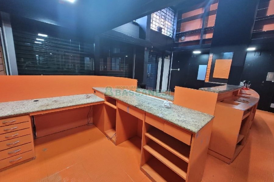 Loja com 290m², no bairro Centro em Caxias do Sul para Alugar