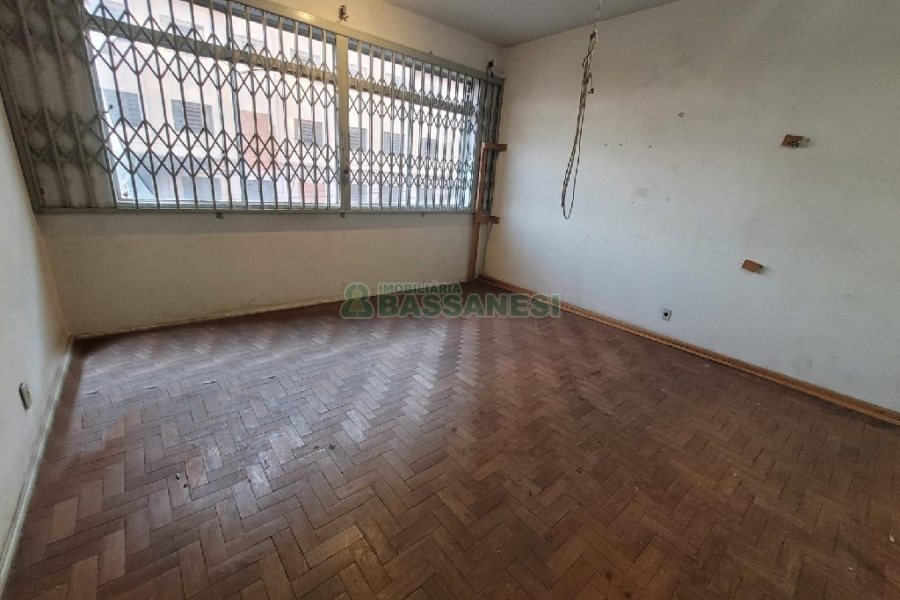 Loja com 290m², no bairro Centro em Caxias do Sul para Alugar