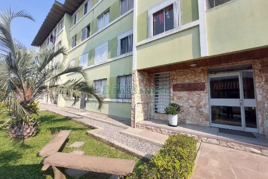 Apto Mobiliado com 54m², 2 dormitórios, no bairro Santa Catarina em Caxias do Sul para Alugar