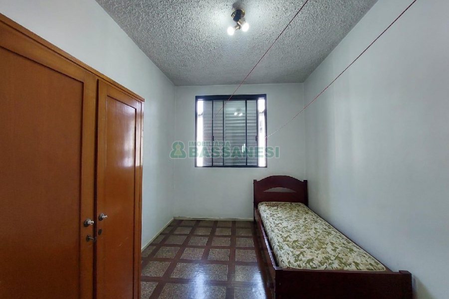 Apto Mobiliado com 54m², 2 dormitórios, no bairro Santa Catarina em Caxias do Sul para Alugar