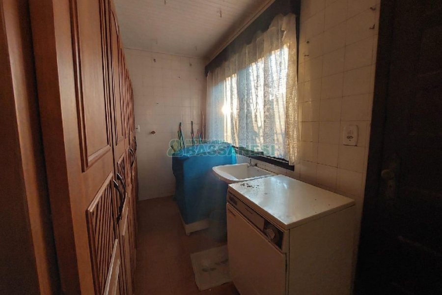 Casa com 500m², 4 dormitórios, 1 vaga, no bairro São Luiz em Caxias do Sul para Alugar