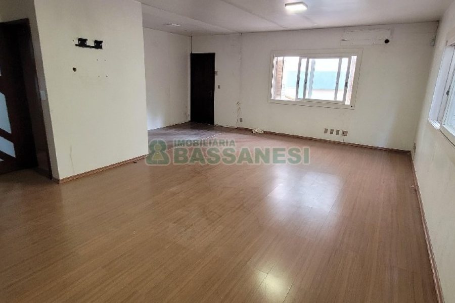 Predio com 669m², no bairro Salgado Filho em Caxias do Sul para Alugar