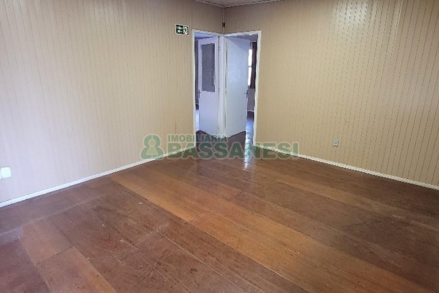 Predio com 669m², no bairro Salgado Filho em Caxias do Sul para Alugar