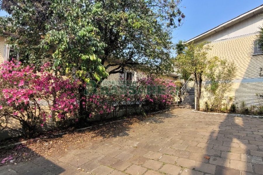 Predio com 669m², no bairro Salgado Filho em Caxias do Sul para Alugar
