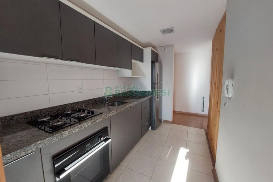 Apto Mobiliado com 90m², 2 dormitórios, 2 vagas, no bairro São Pelegrino em Caxias do Sul para Alugar