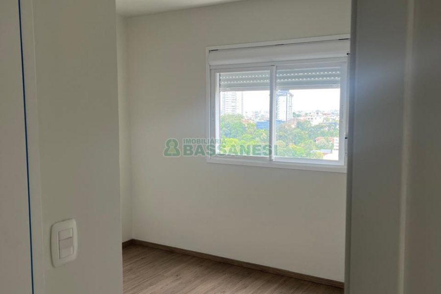 Apartamento com 55m², 2 dormitórios, 1 vaga, no bairro Panazzolo em Caxias do Sul para Alugar