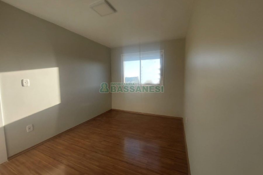 Apartamento com 60m², 2 dormitórios, 2 vagas, no bairro Esplanada em Caxias do Sul para Alugar