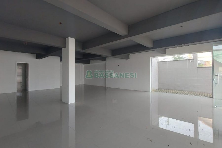 Loja com 100m², no bairro Sagrada Família em Caxias do Sul para Alugar