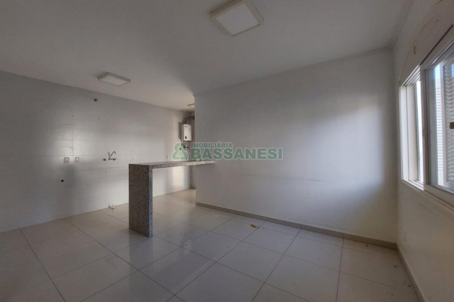 Casa com 200m², 2 dormitórios, 1 vaga, no bairro Nossa Senhora da Saúde em Caxias do Sul para Alugar