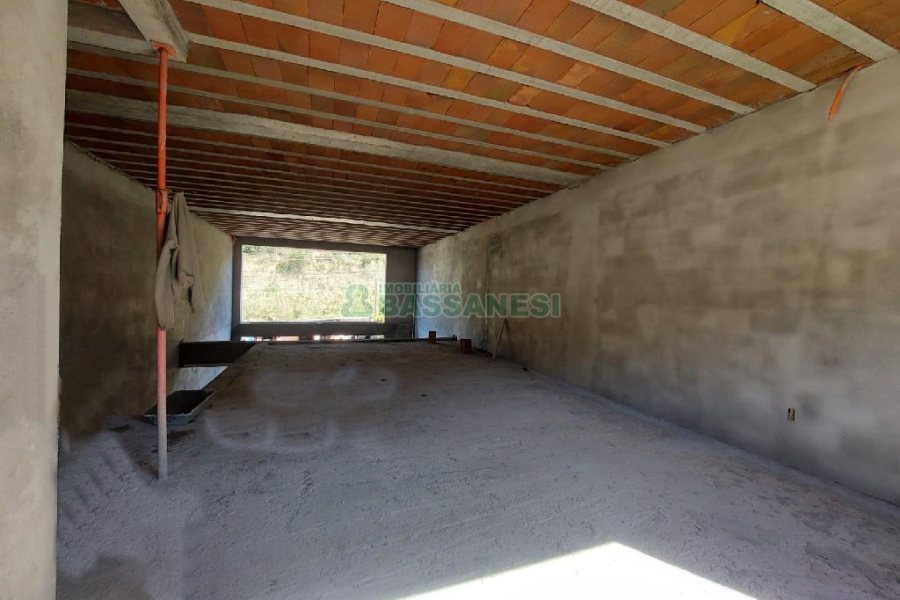 Loja com 138m², no bairro Cruzeiro em Caxias do Sul para Alugar