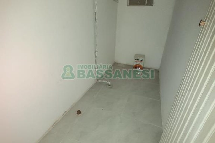 Sala com 55m², no bairro Cruzeiro em Caxias do Sul para Alugar