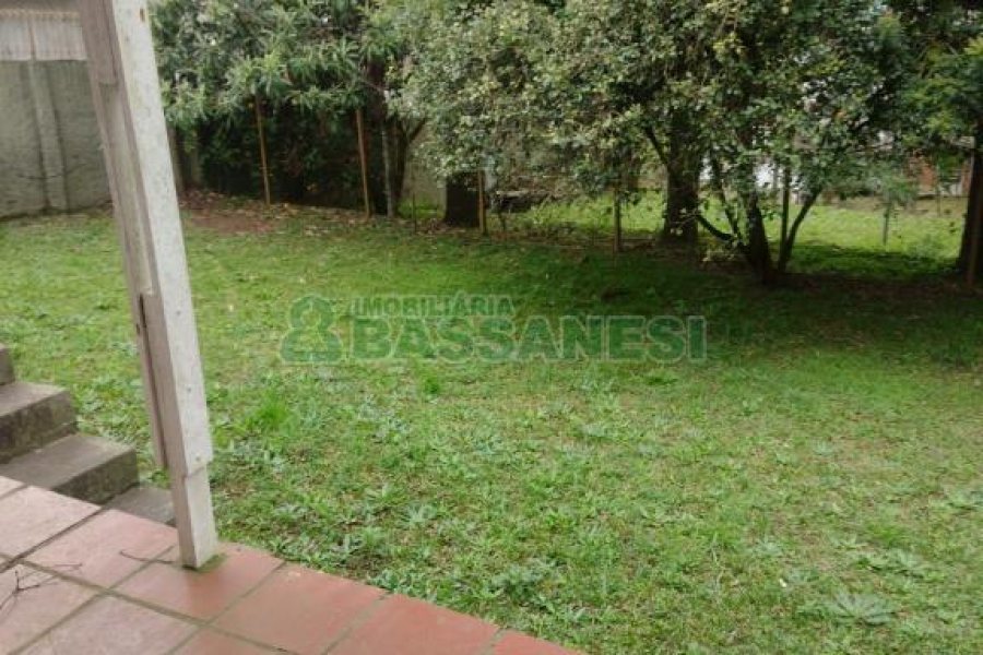 Casa, 8 dormitórios, no bairro São Pelegrino em Caxias do Sul para Comprar