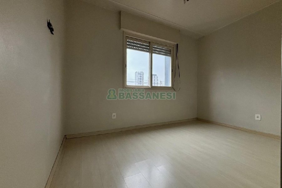 Apartamento com 42m², 1 dormitório, no bairro Lourdes em Caxias do Sul para Alugar