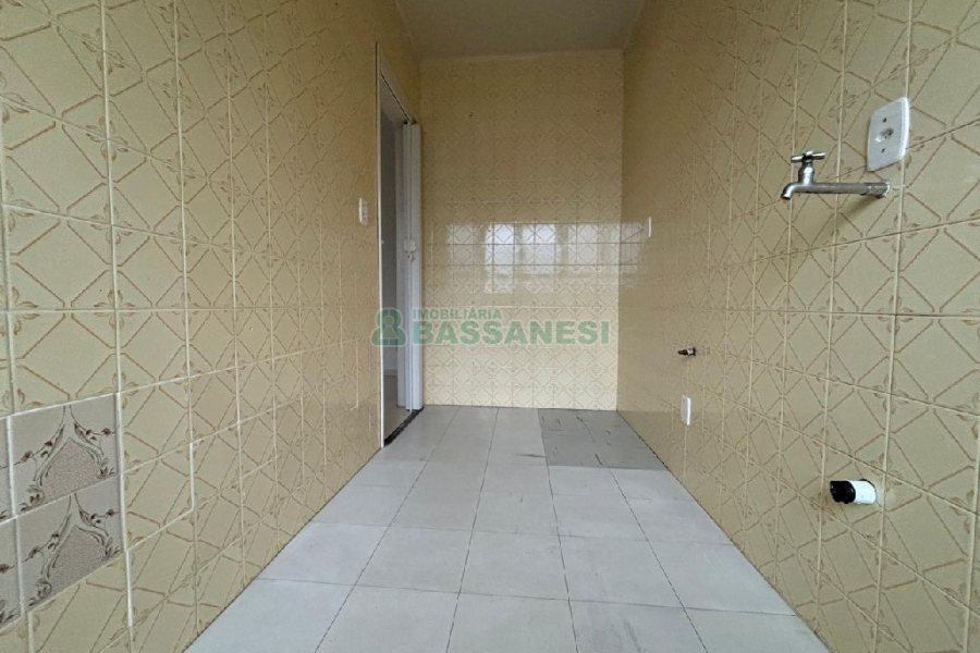 Apartamento com 42m², 1 dormitório, no bairro Lourdes em Caxias do Sul para Alugar