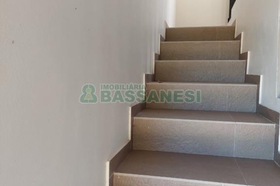 Chácara com 81307m², 4 dormitórios, 2 vagas, no bairro 3 Legua em Caxias do Sul para Comprar