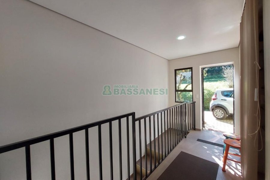 Chácara com 81307m², 4 dormitórios, 2 vagas, no bairro 3 Legua em Caxias do Sul para Comprar