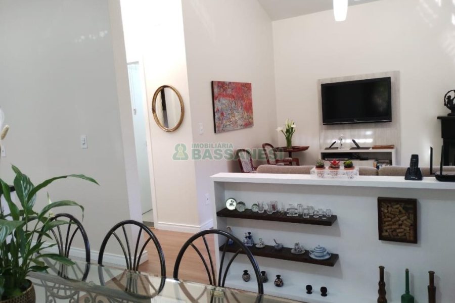 Chácara com 81307m², 4 dormitórios, 2 vagas, no bairro 3 Legua em Caxias do Sul para Comprar