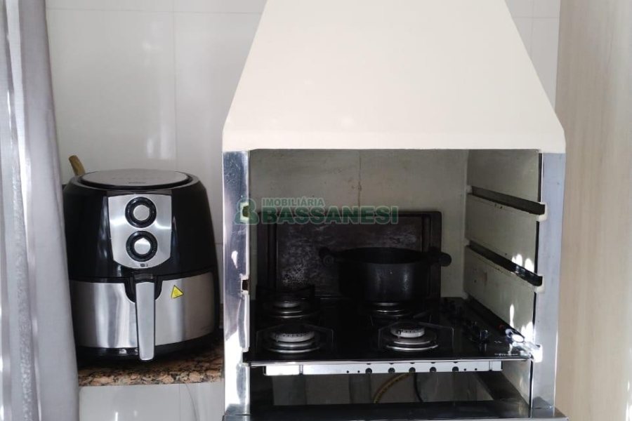 Chácara com 81307m², 4 dormitórios, 2 vagas, no bairro 3 Legua em Caxias do Sul para Comprar