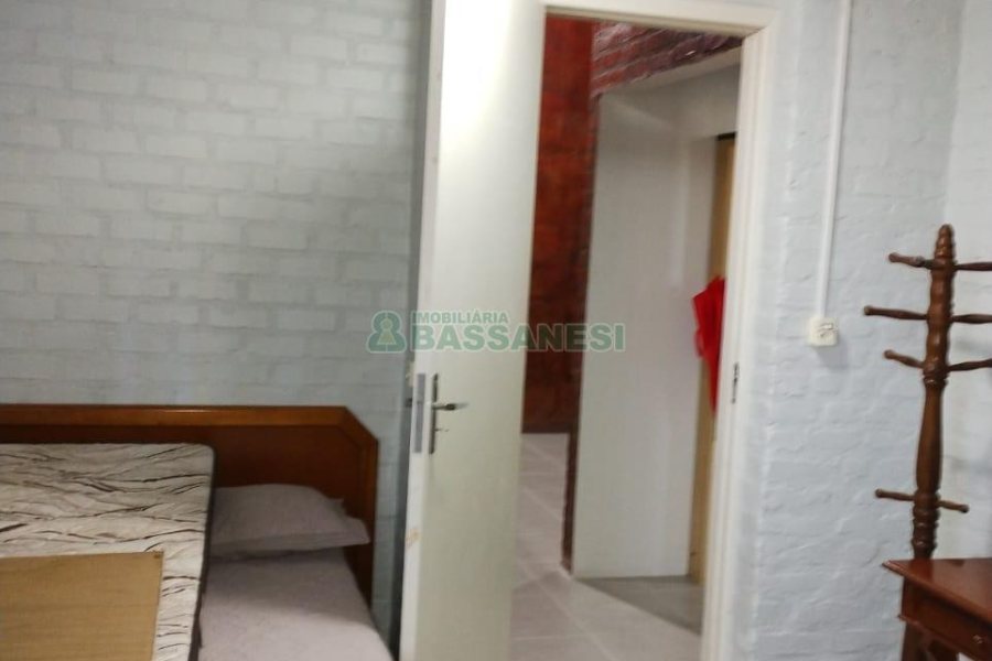 Chácara com 81307m², 4 dormitórios, 2 vagas, no bairro 3 Legua em Caxias do Sul para Comprar