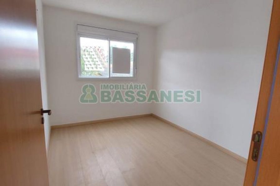 Apartamento com 60m², 2 dormitórios, 1 vaga, no bairro Cidade Nova em Caxias do Sul para Alugar