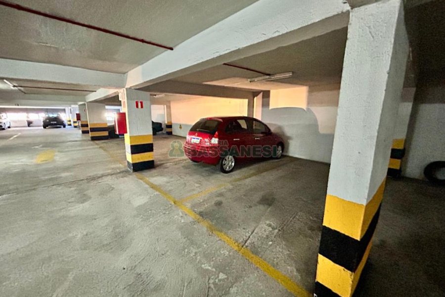 Box com 12m², no bairro Centro em Caxias do Sul para Comprar
