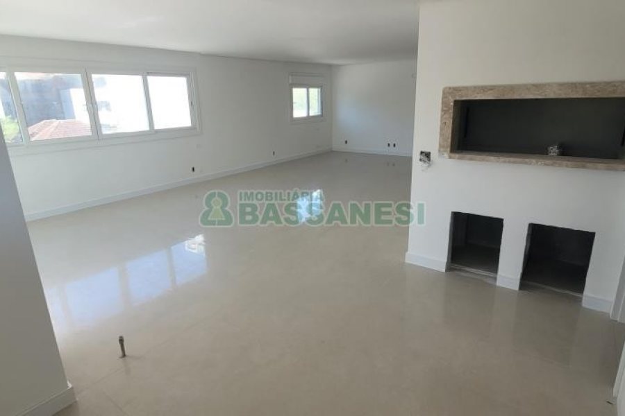 Apartamento com 186m², 3 dormitórios, 2 vagas, no bairro Exposição em Caxias do Sul para Comprar
