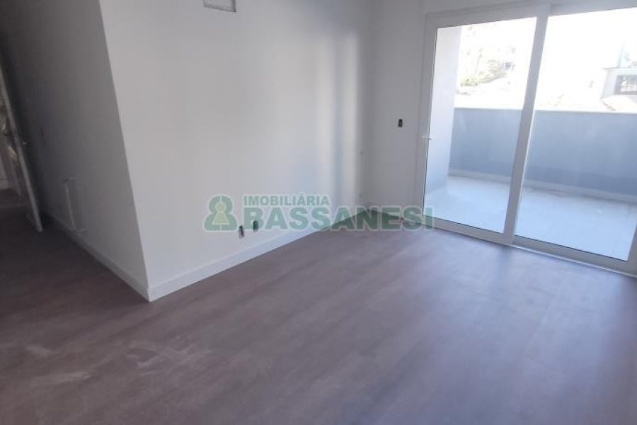 Apartamento com 186m², 3 dormitórios, 2 vagas, no bairro Exposição em Caxias do Sul para Comprar
