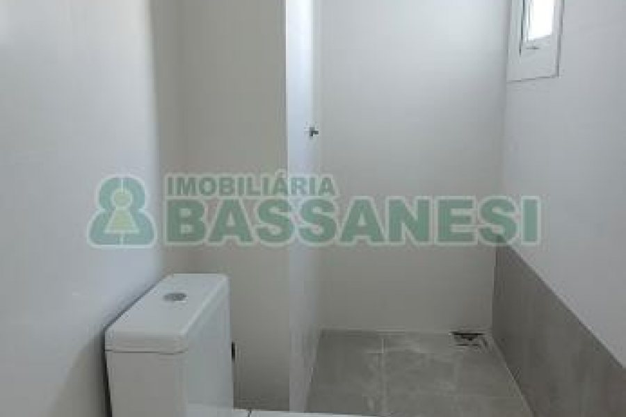 Apartamento com 186m², 3 dormitórios, 2 vagas, no bairro Exposição em Caxias do Sul para Comprar