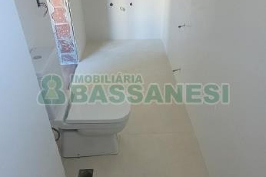 Apartamento com 186m², 3 dormitórios, 2 vagas, no bairro Exposição em Caxias do Sul para Comprar