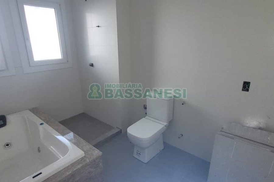 Apartamento com 186m², 3 dormitórios, 2 vagas, no bairro Exposição em Caxias do Sul para Comprar