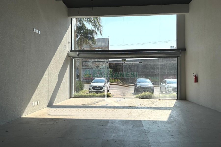 Loja com 240m², no bairro Santa Catarina em Caxias do Sul para Alugar