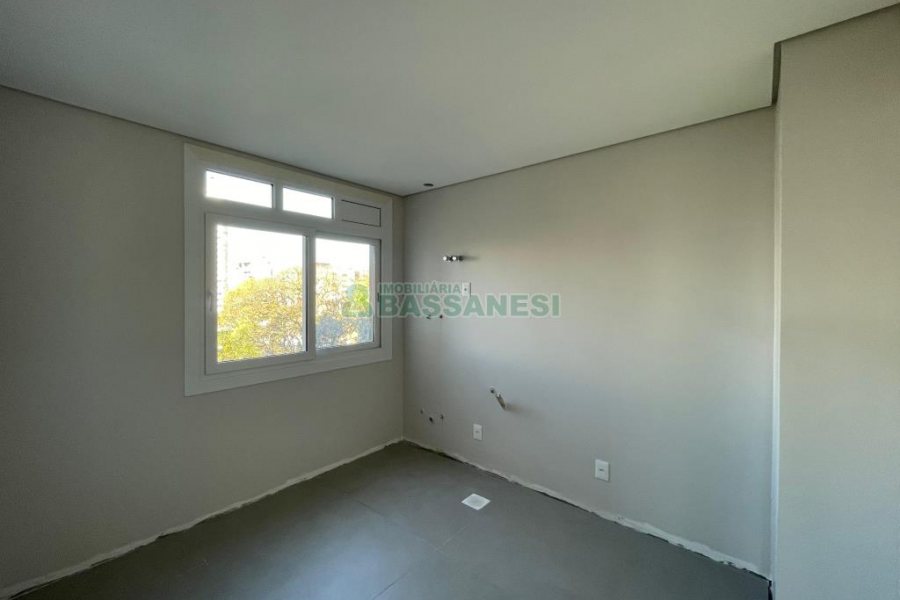 Apartamento com 234m², 3 dormitórios, 3 vagas, no bairro Exposição em Caxias do Sul para Comprar