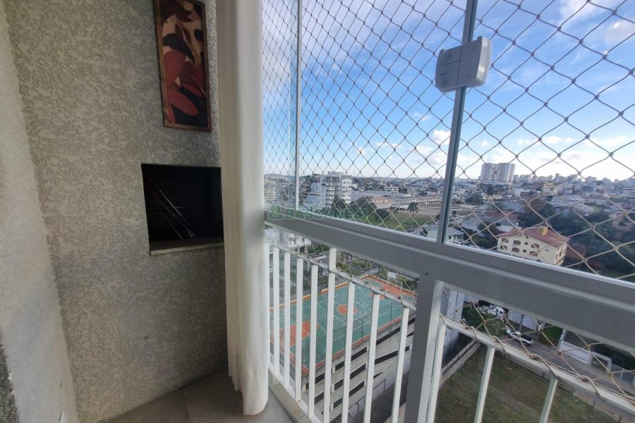Apto Mobiliado com 60m², 2 dormitórios, 1 vaga, no bairro Lourdes em Caxias do Sul para Alugar