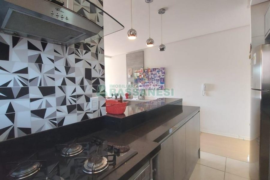 Apartamento com 66m², 2 dormitórios, 2 vagas, no bairro Desvio Rizzo em Caxias do Sul para Alugar