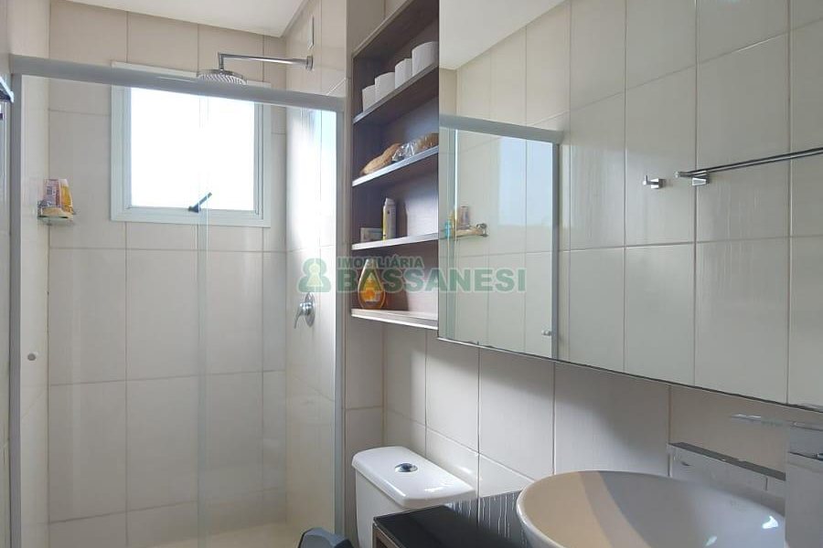 Apartamento com 66m², 2 dormitórios, 2 vagas, no bairro Desvio Rizzo em Caxias do Sul para Alugar