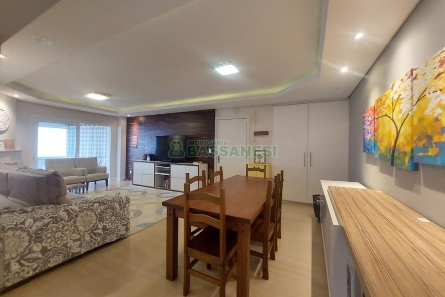 Apartamento com 159m², 3 dormitórios, 2 vagas, no bairro Jardim América em Caxias do Sul para Comprar