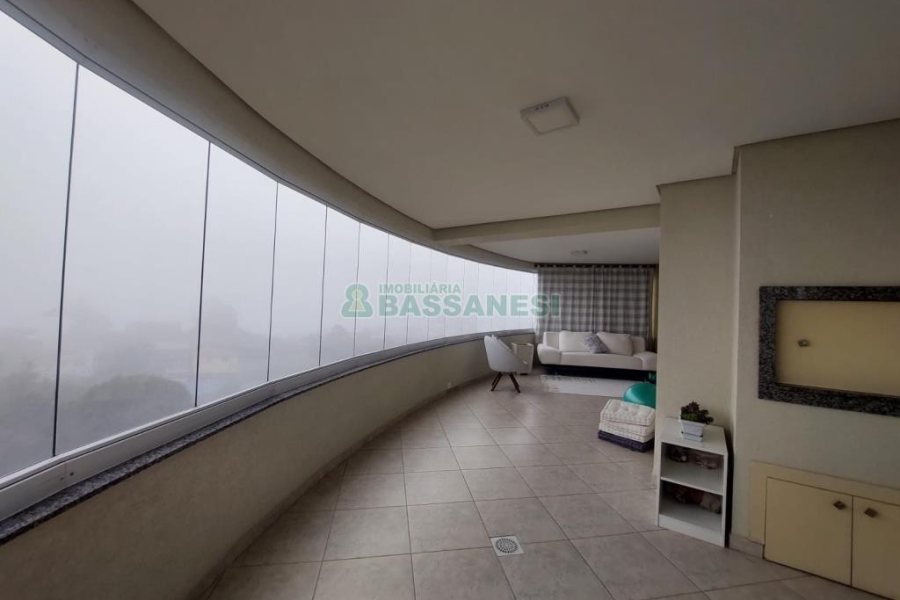 Apartamento com 159m², 3 dormitórios, 2 vagas, no bairro Jardim América em Caxias do Sul para Comprar
