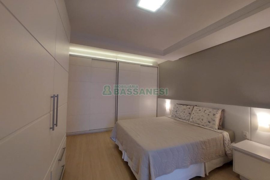 Apartamento com 159m², 3 dormitórios, 2 vagas, no bairro Jardim América em Caxias do Sul para Comprar
