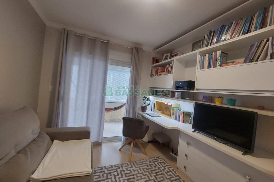 Apartamento com 159m², 3 dormitórios, 2 vagas, no bairro Jardim América em Caxias do Sul para Comprar