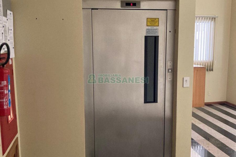 Apto Mobiliado com 141m², 3 dormitórios, 2 vagas, no bairro Panazzolo em Caxias do Sul para Alugar