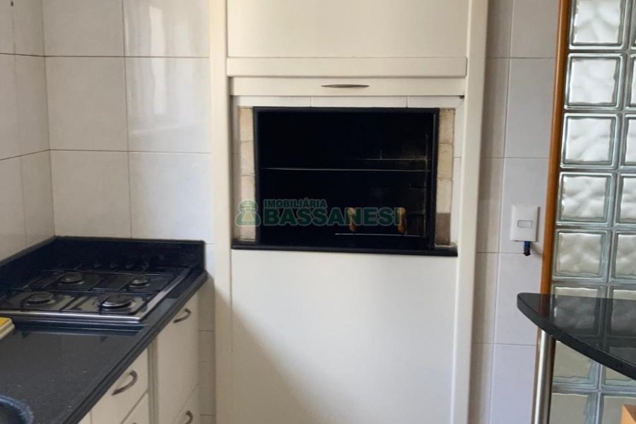 Apto Mobiliado com 141m², 3 dormitórios, 2 vagas, no bairro Panazzolo em Caxias do Sul para Alugar