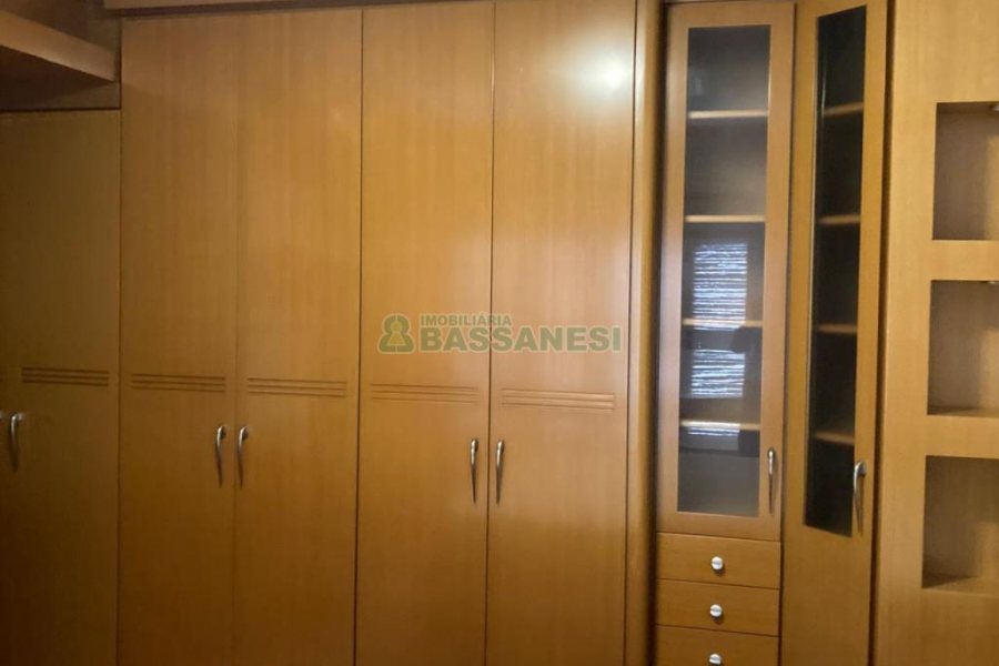 Apto Mobiliado com 141m², 3 dormitórios, 2 vagas, no bairro Panazzolo em Caxias do Sul para Alugar