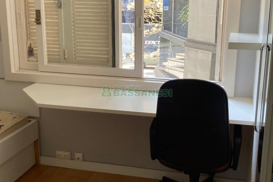Apto Mobiliado com 141m², 3 dormitórios, 2 vagas, no bairro Panazzolo em Caxias do Sul para Alugar