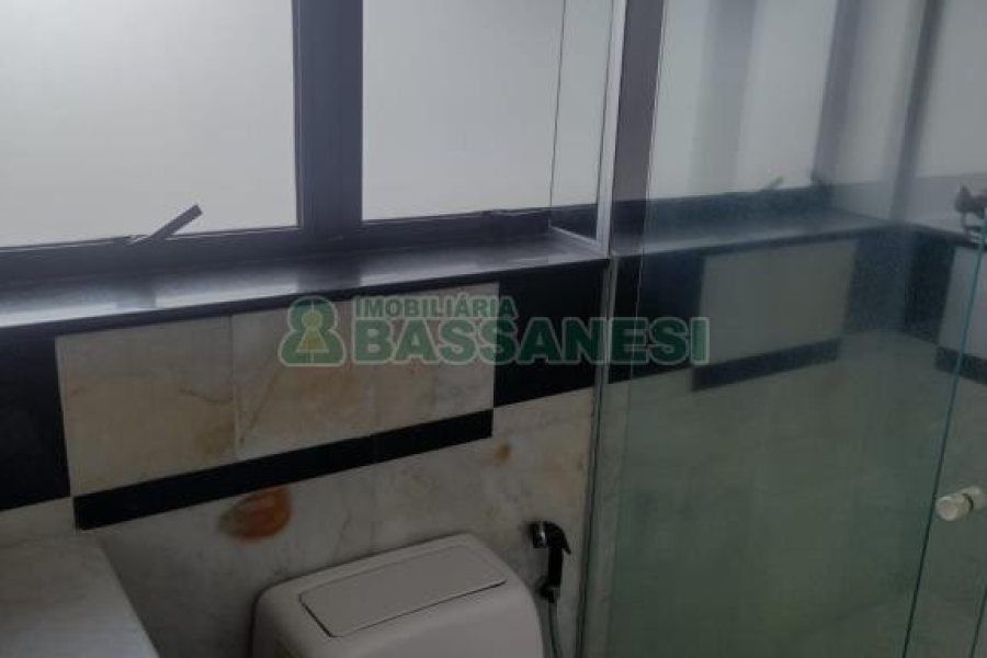 Apto/Cobertura com 423m², 3 dormitórios, 2 vagas, no bairro Medianeira em Caxias do Sul para Comprar