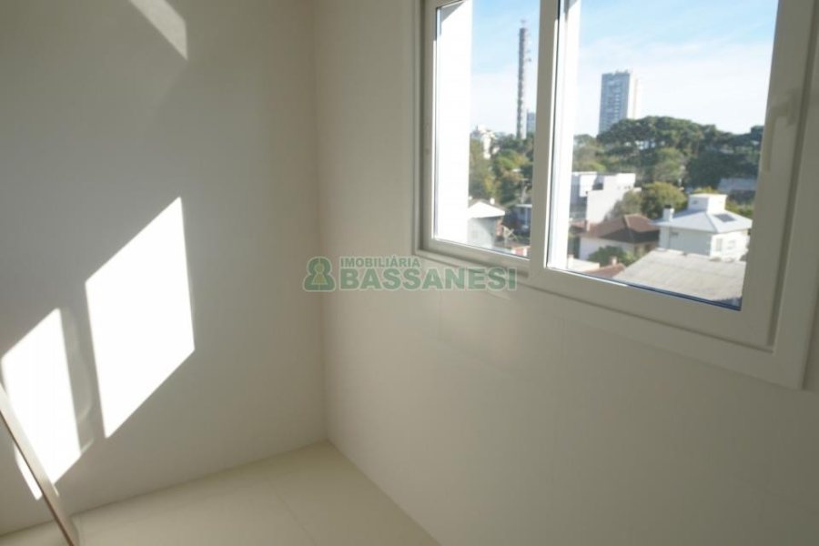 Apartamento com 137m², 3 dormitórios, 3 vagas, no bairro Nossa Senhora de Lourdes em Caxias do Sul para Comprar