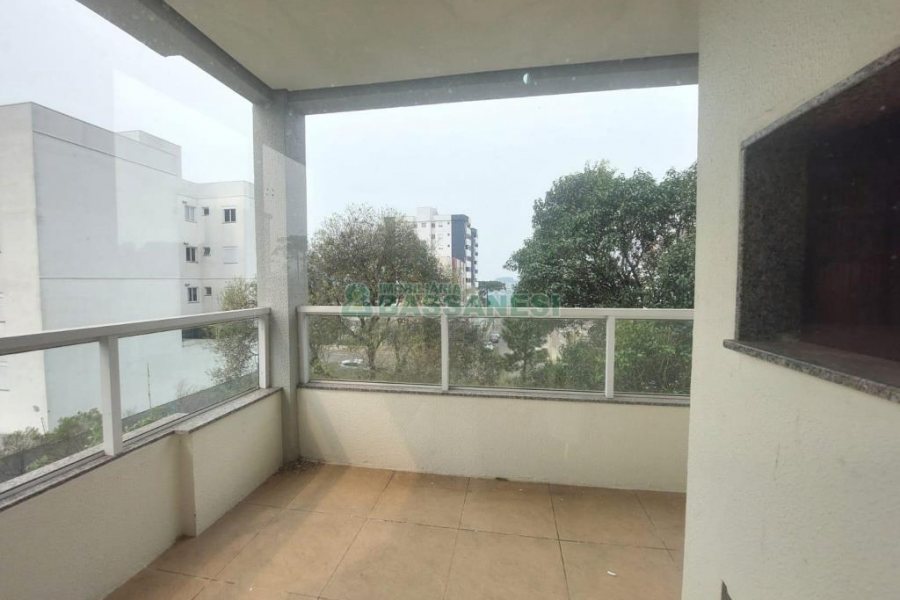 Apartamento com 88m², 3 dormitórios, 2 vagas, no bairro Vila Verde em Caxias do Sul para Comprar